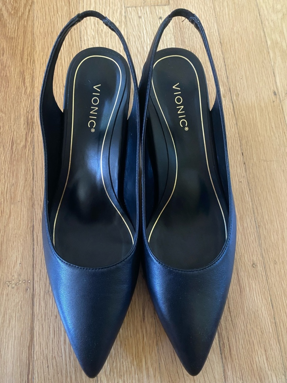 New Vionic Womens Ziva Black Leather  Kitten Heels